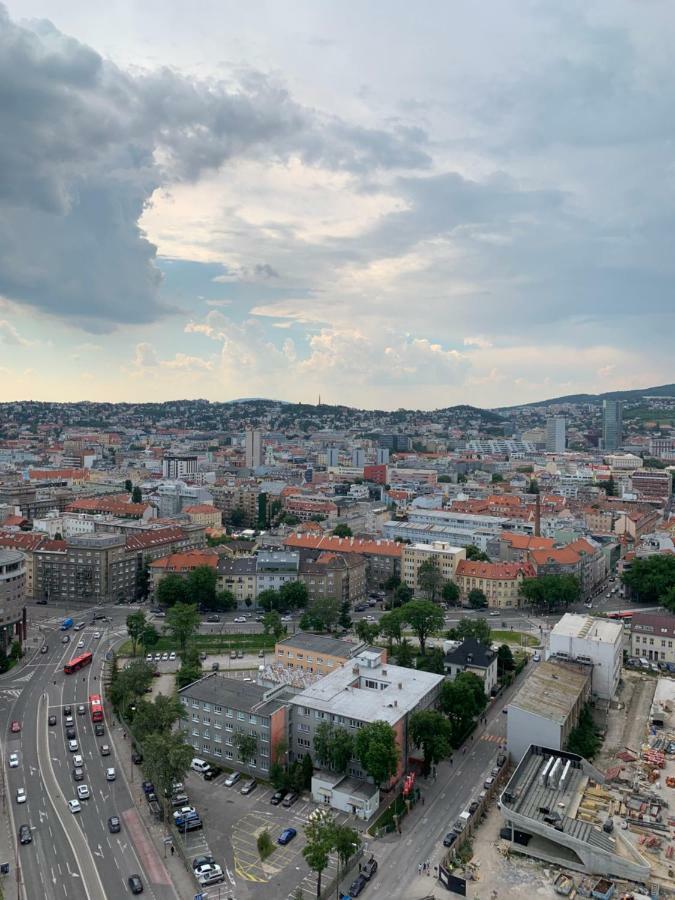 Apartments09 In New Building With Free Parking Panorama City - Amazing View Close To Old Town Pressburg Exterior foto